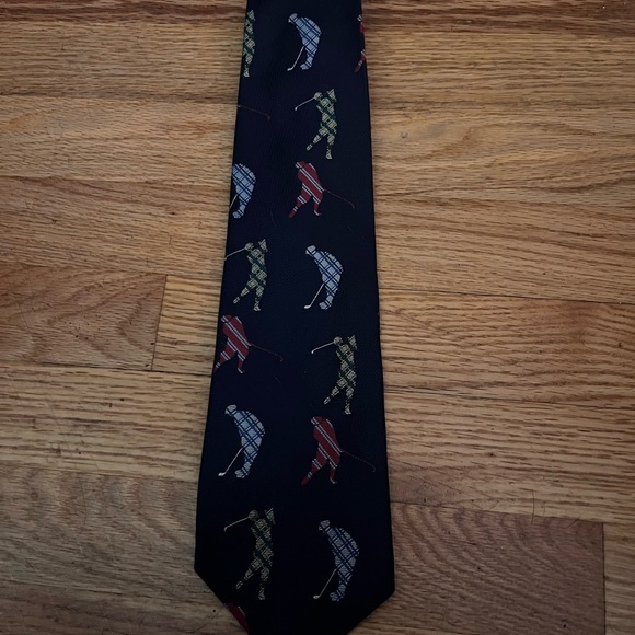 Nautica Silk Golf Necktie Multicolor Players on Black
Different Golf Strokes - Picture 4 of 4
